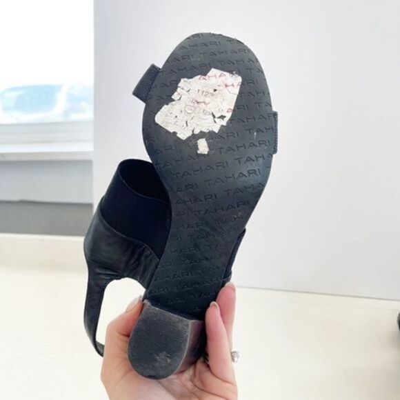 TAHARI Black Leather Sandal Heels Women 8.5 - Picture 4 of 6